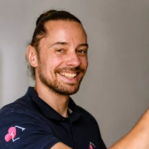 Portret — Superhelper, Beep for Help